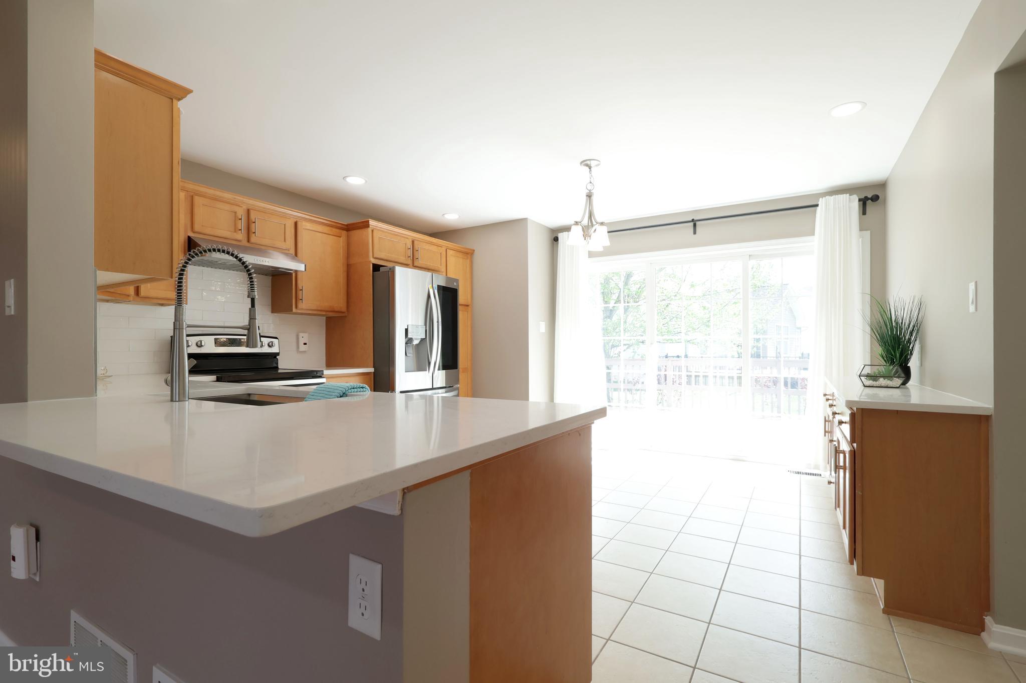 HUNTERS CHASE - Residential