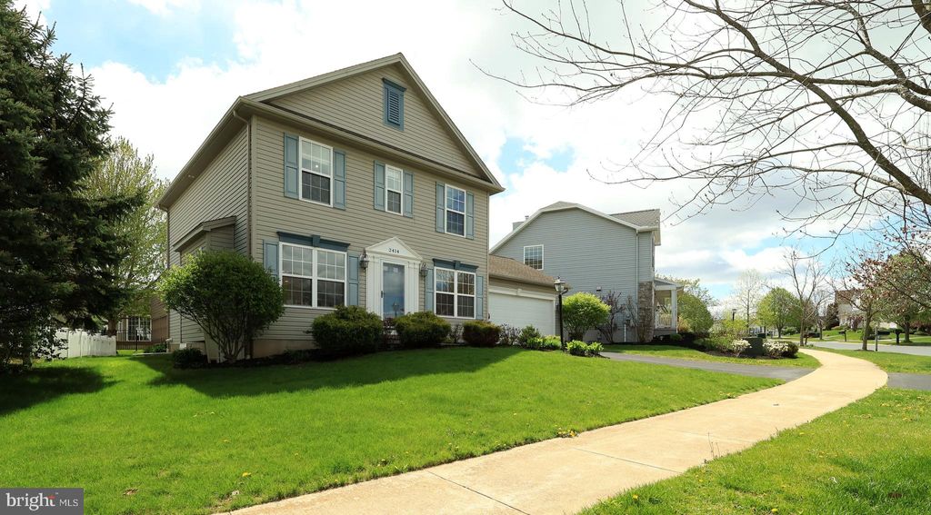 Photo of 2414 Autumnwood Drive, STATE COLLEGE, PA 16801 (MLS # PACE2518558)