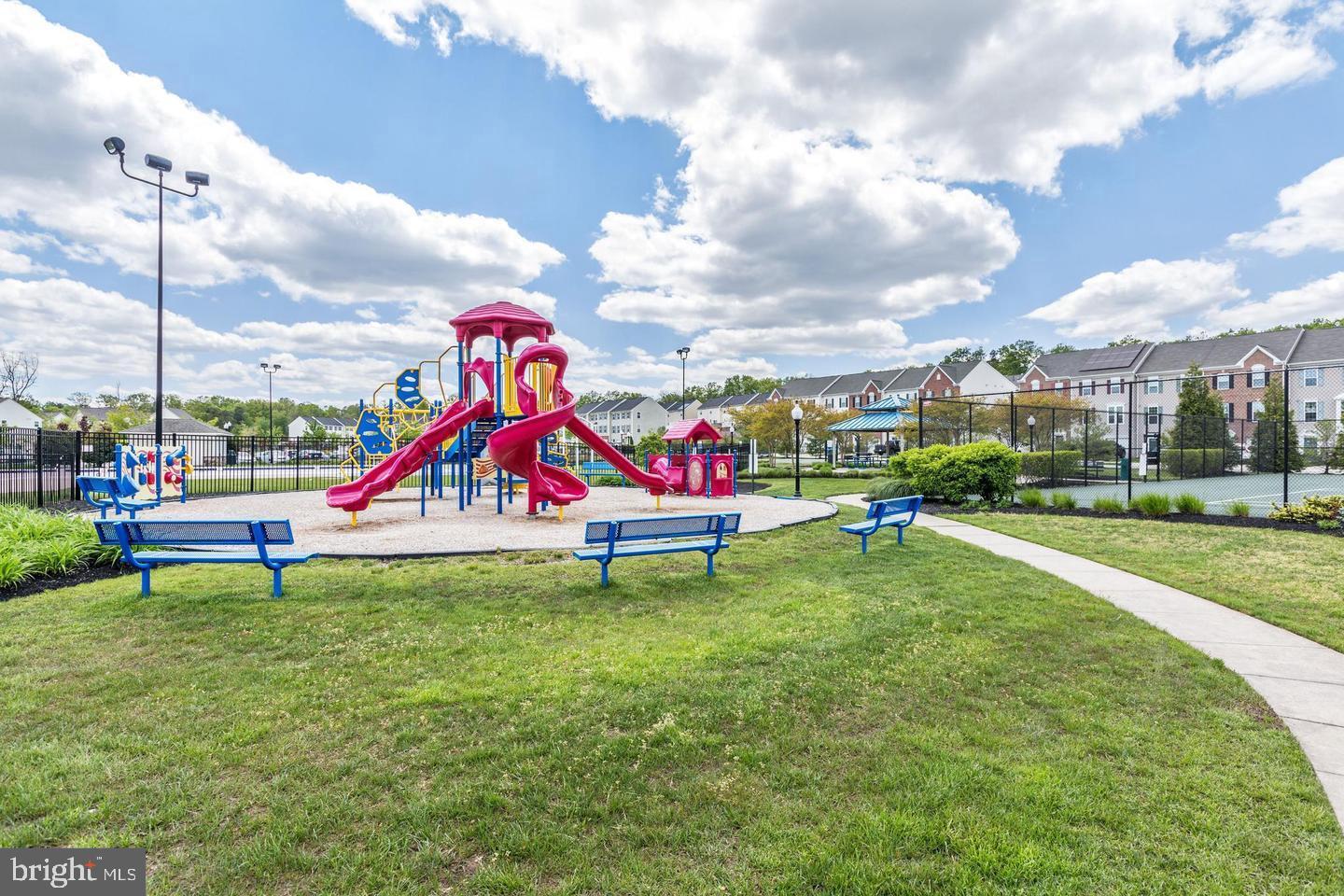 TANYARD SPRINGS - Residential Lease