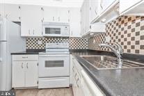 NATHANS HILL - Residential Lease