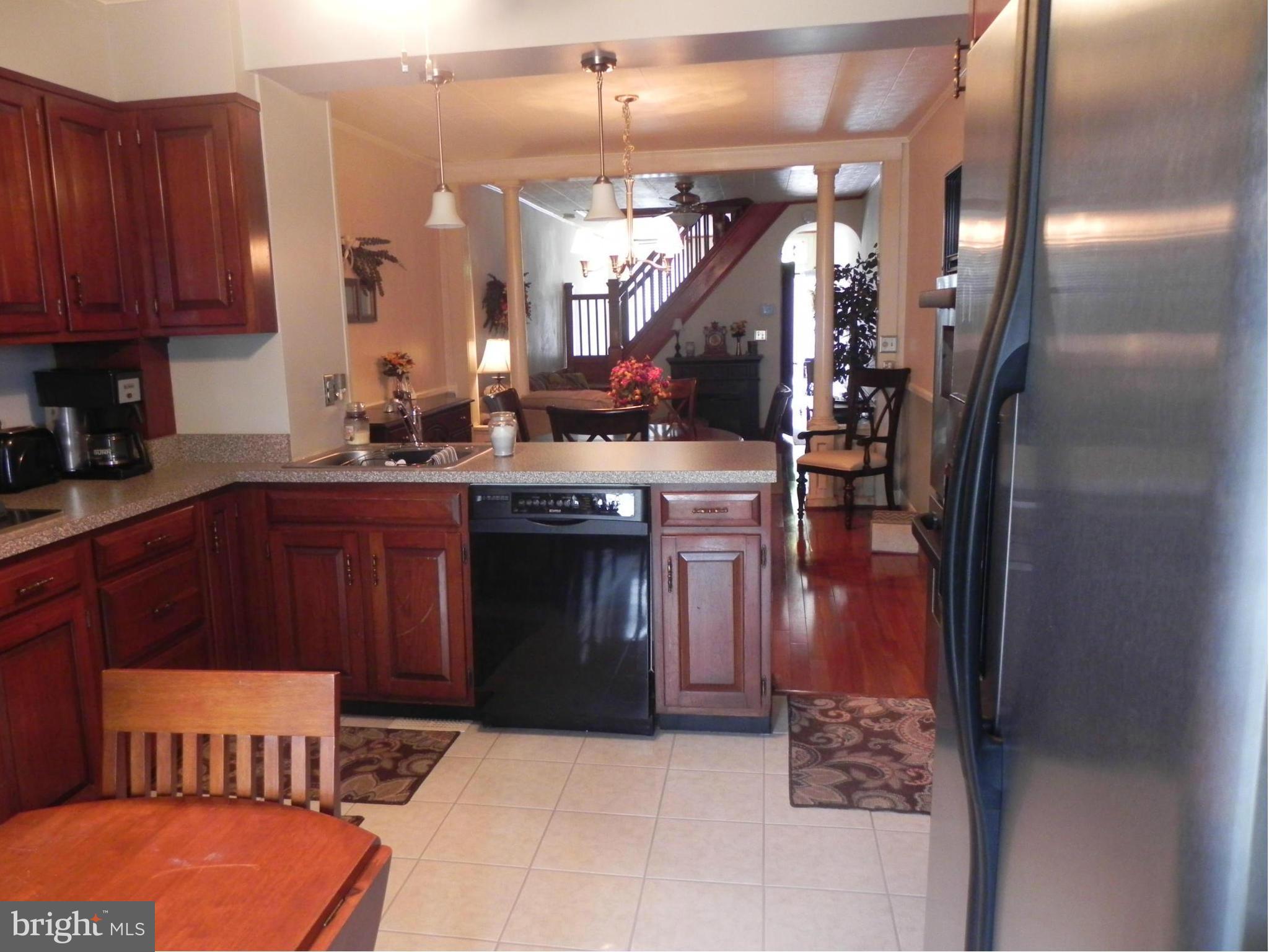 LOCUST POINT - Residential