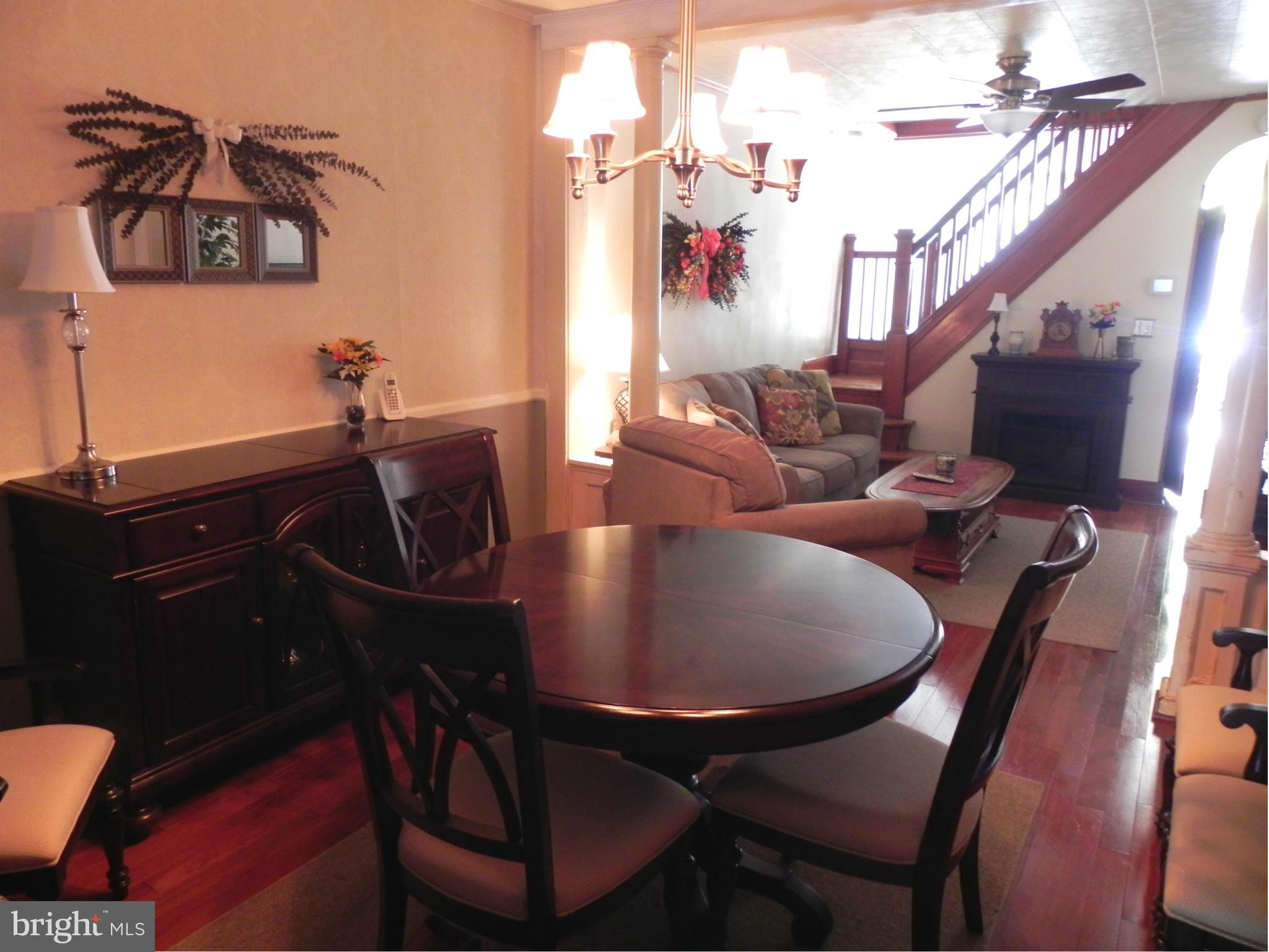 LOCUST POINT - Residential