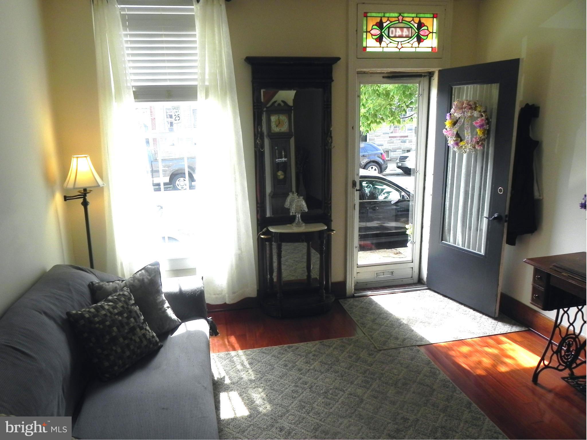 LOCUST POINT - Residential