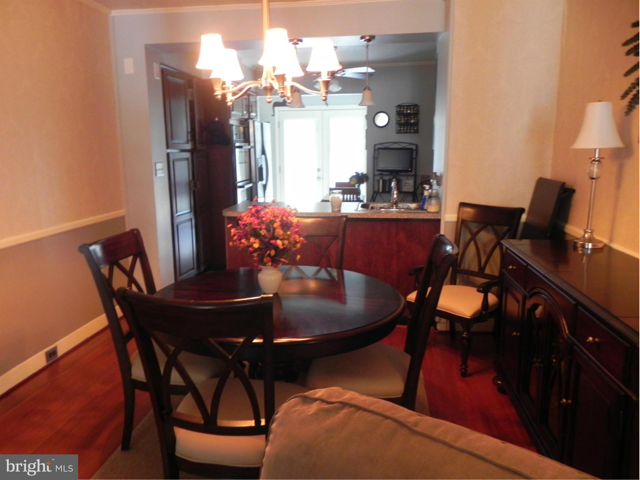 LOCUST POINT - Residential