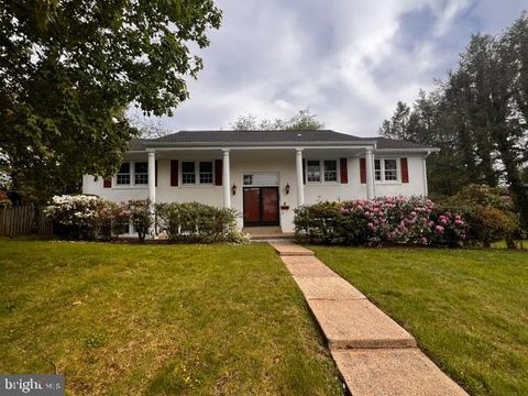 305 NORTH STREET NE LEESBURG VA 20176