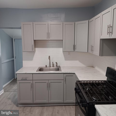 Townhouse For Sale - 1535 N Frazier Street<br/> PHILADELPHIA, PA 19131