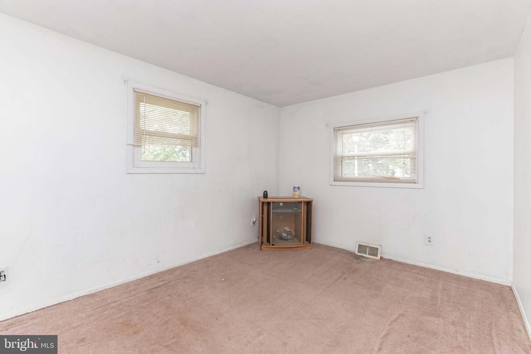 THE HIGHLANDS - Residential