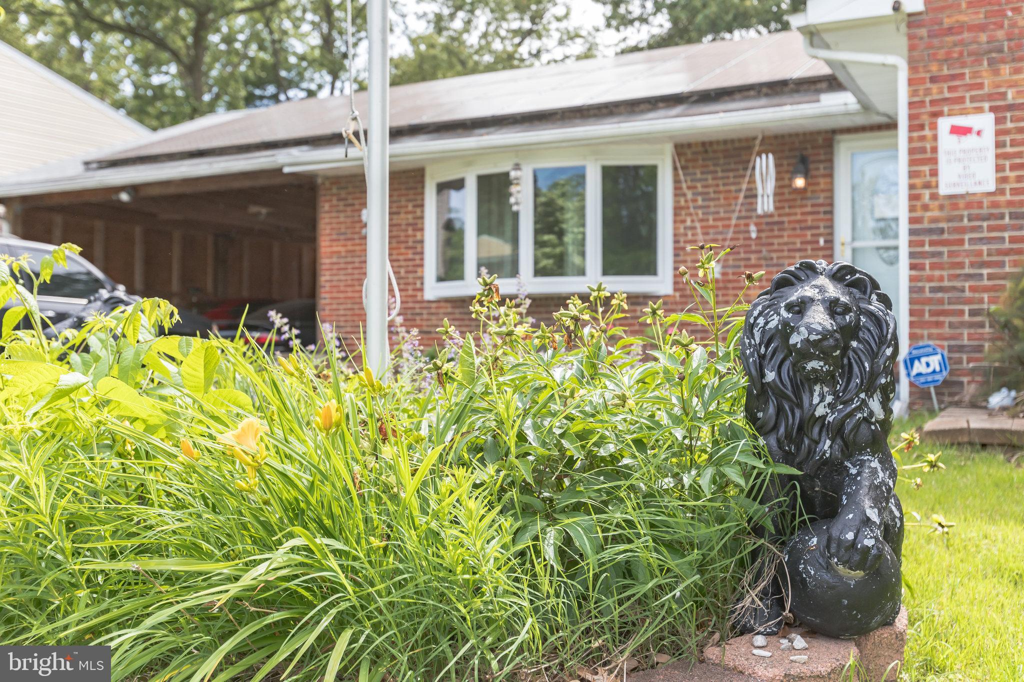 THE HIGHLANDS - Residential