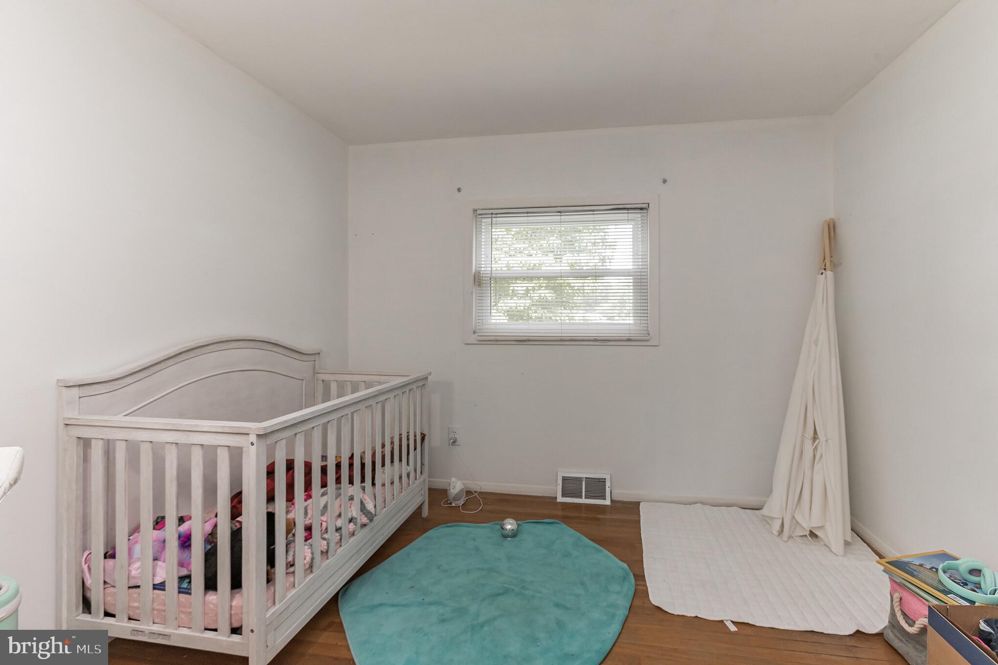 THE HIGHLANDS - Residential