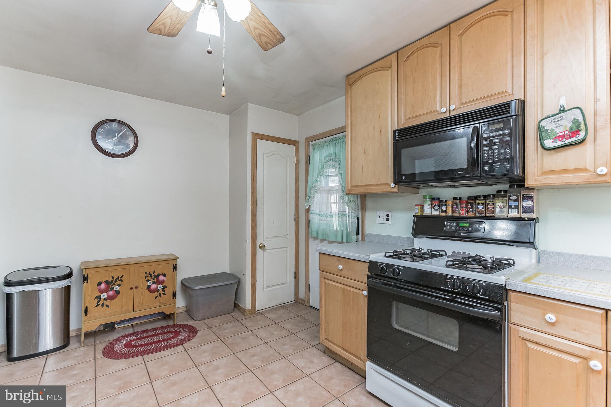 THE HIGHLANDS - Residential