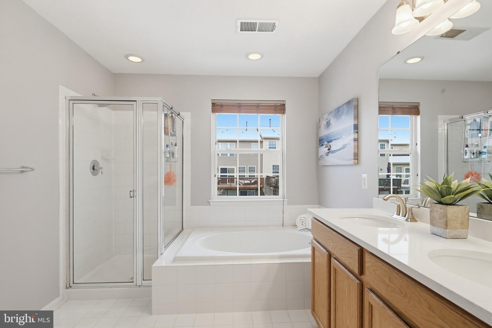 VILLAGE TOWNS - Residential