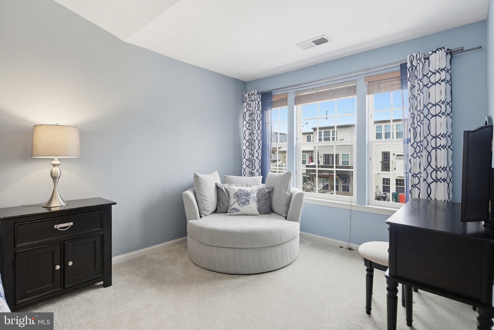 VILLAGE TOWNS - Residential