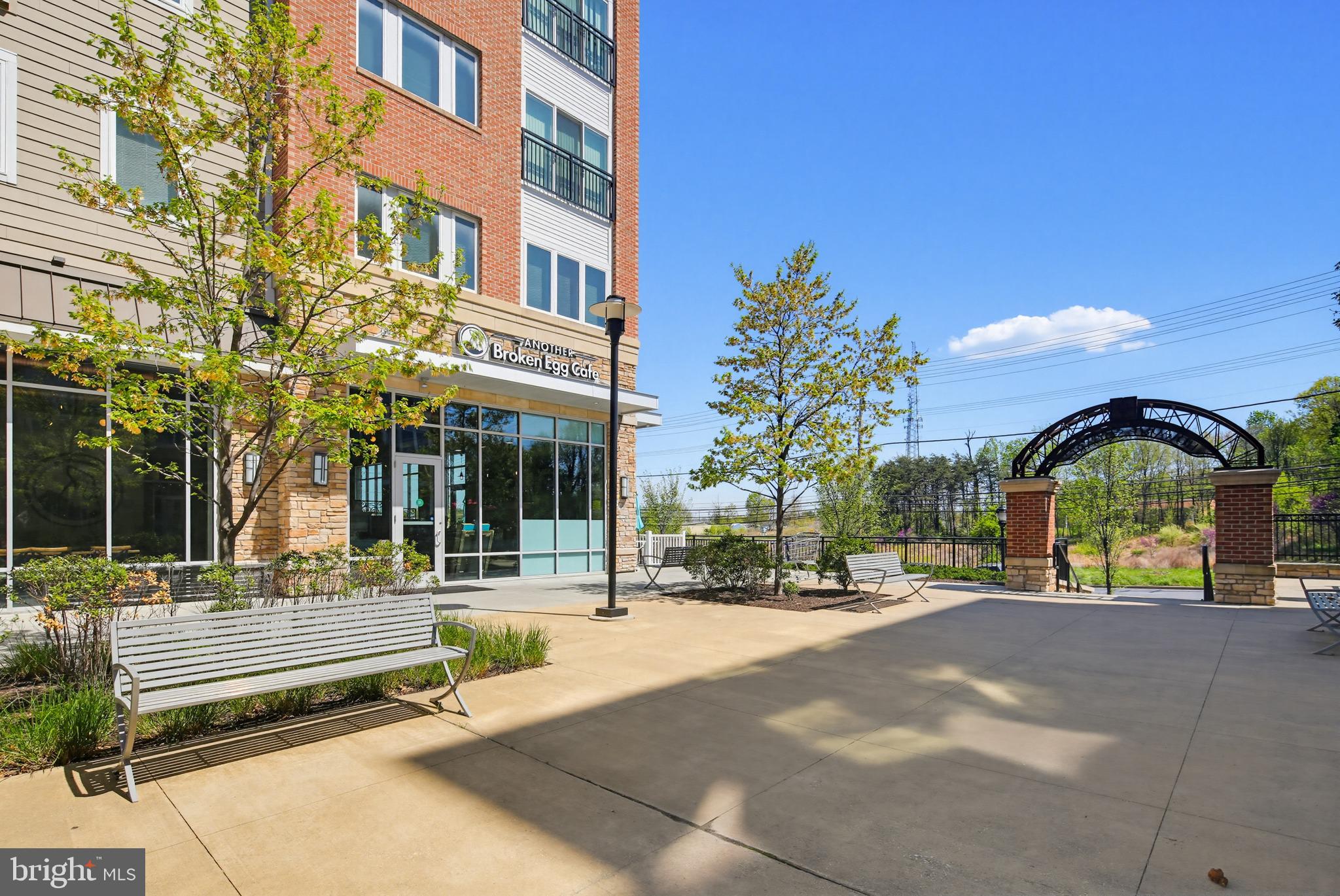 VILLAGE TOWNS - Residential