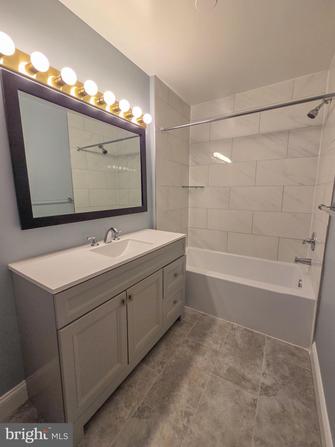 GABLES OF TUCKERMAN - Residential Lease