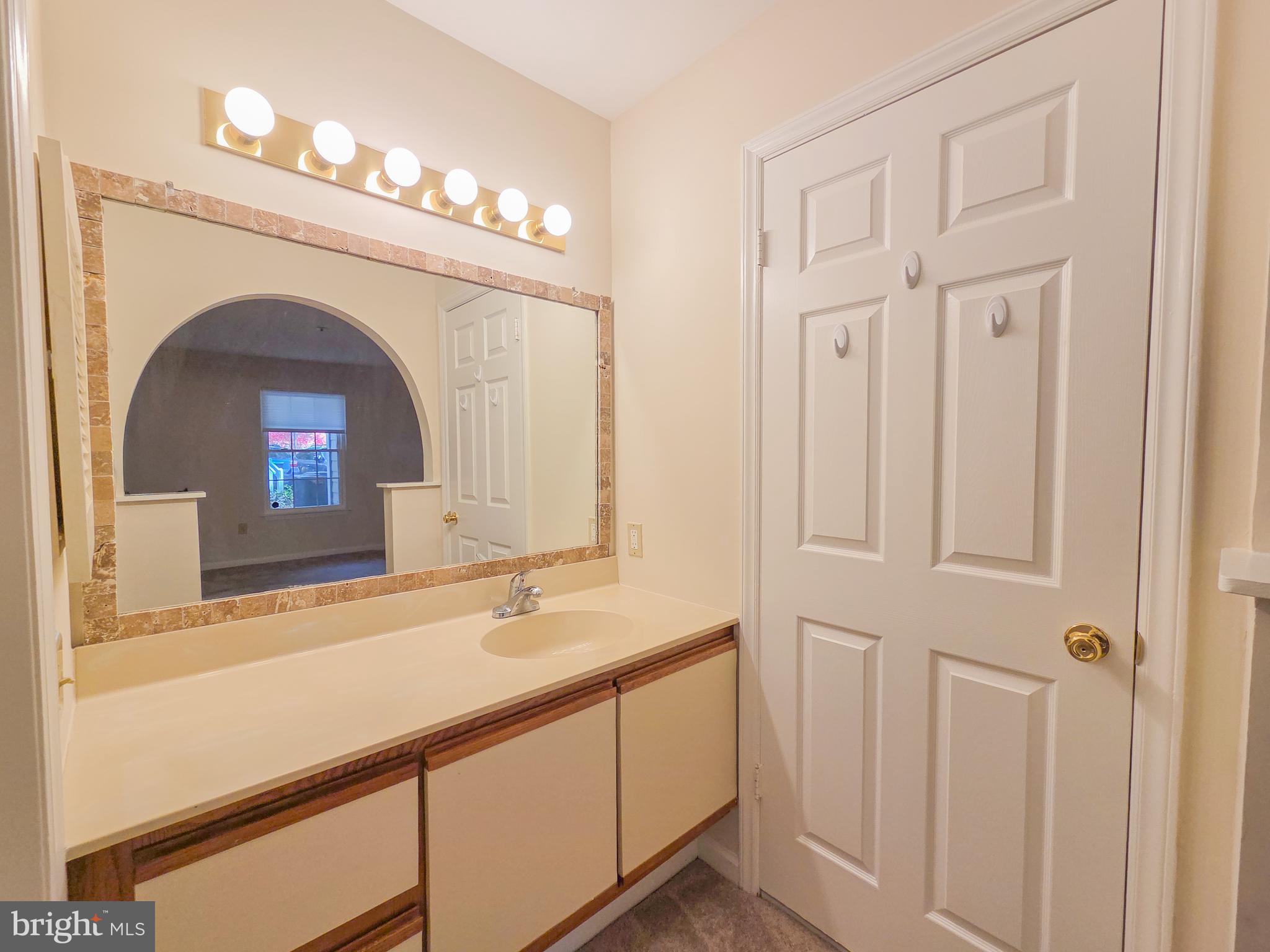 GABLES OF TUCKERMAN - Residential Lease