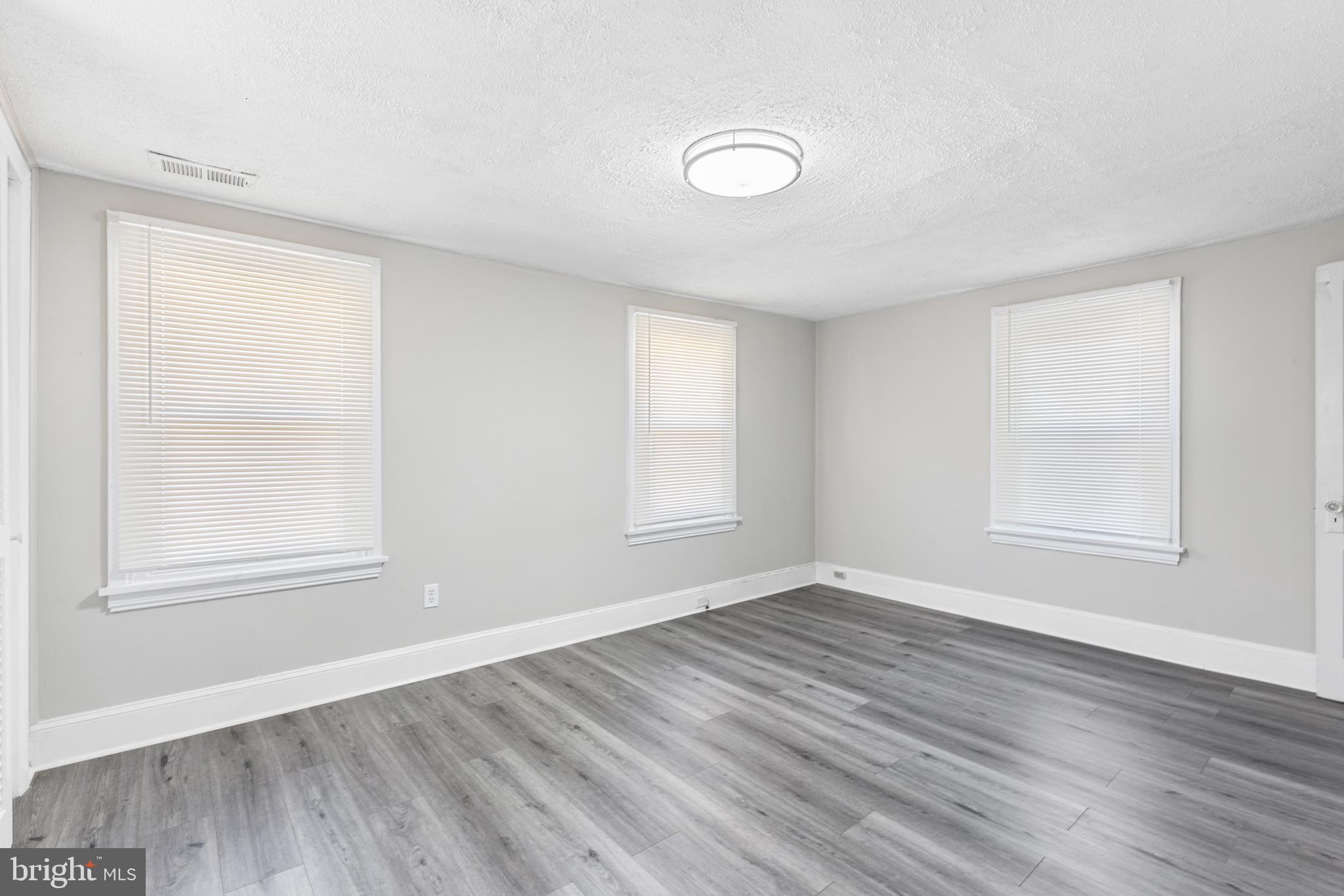 BRYN MAWR - Residential Lease