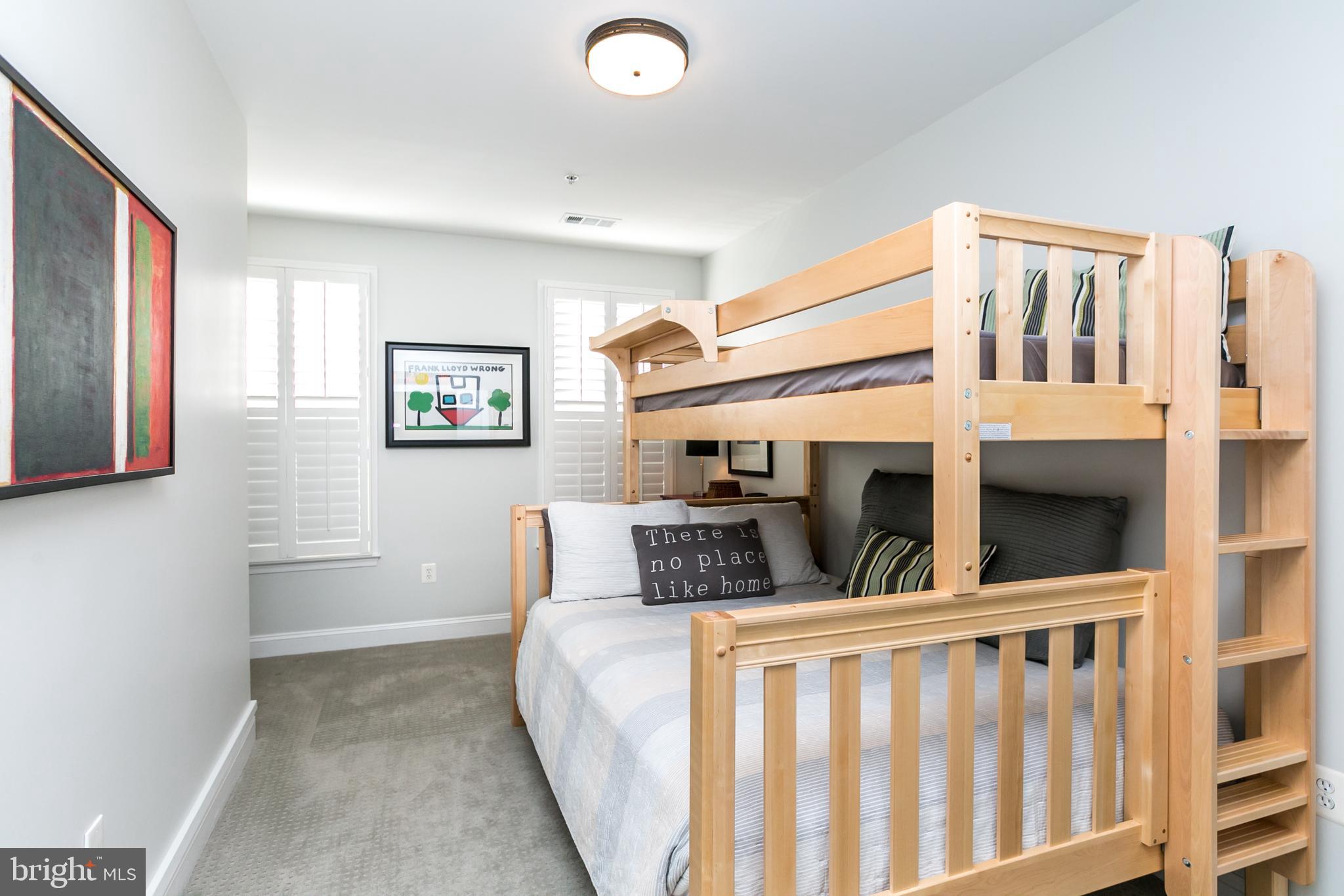 VILLAGE OF RIVER HILL - Residential