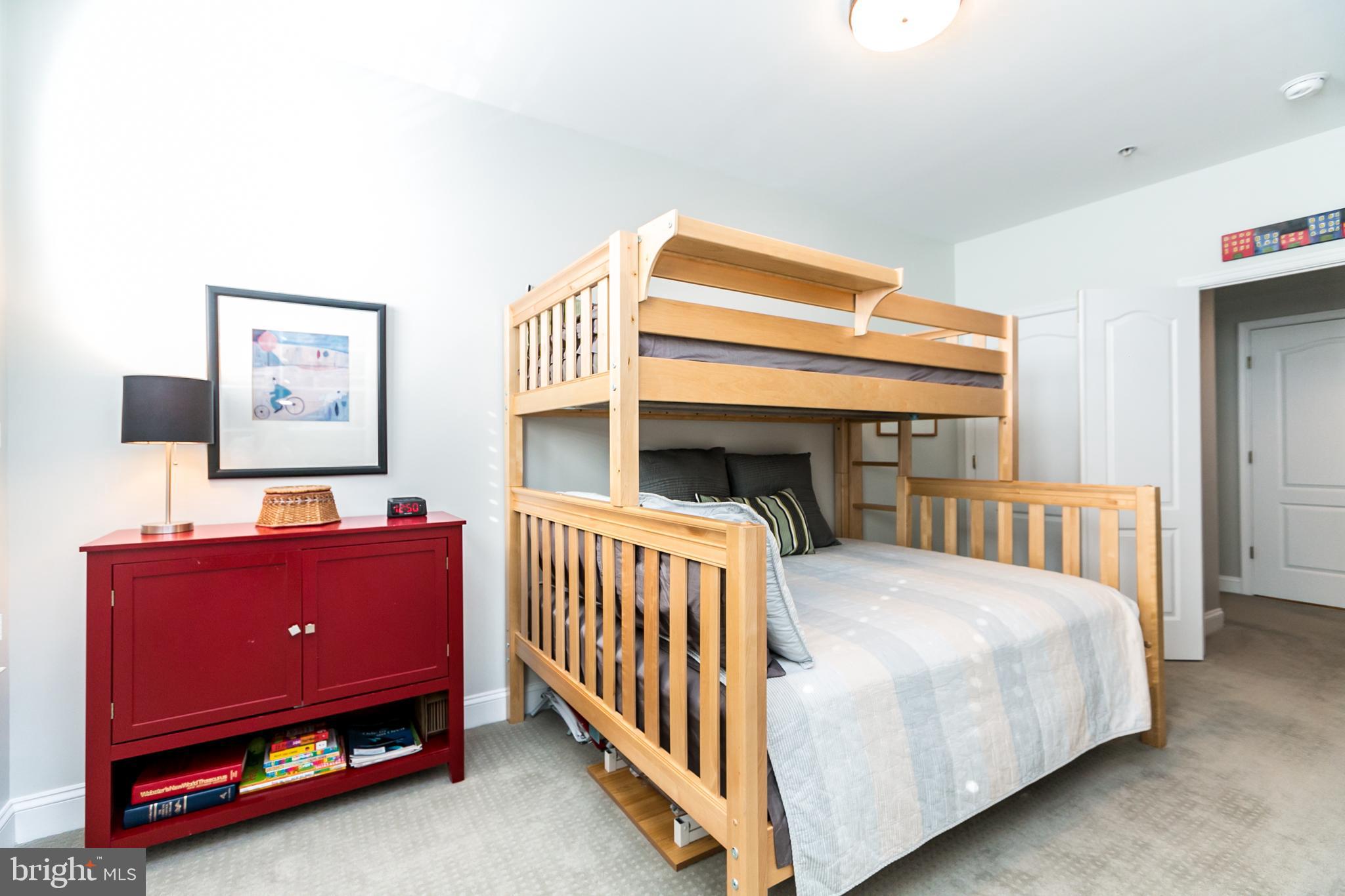 VILLAGE OF RIVER HILL - Residential