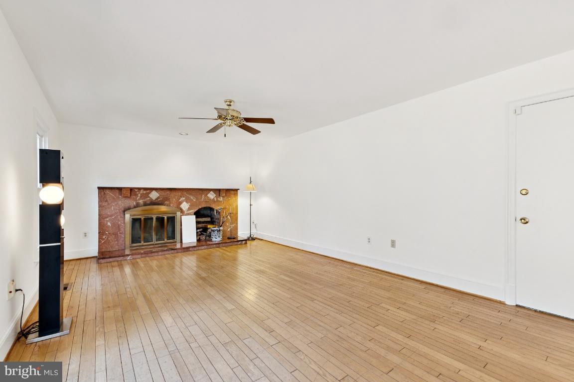 BERRYLAND FARM - Residential