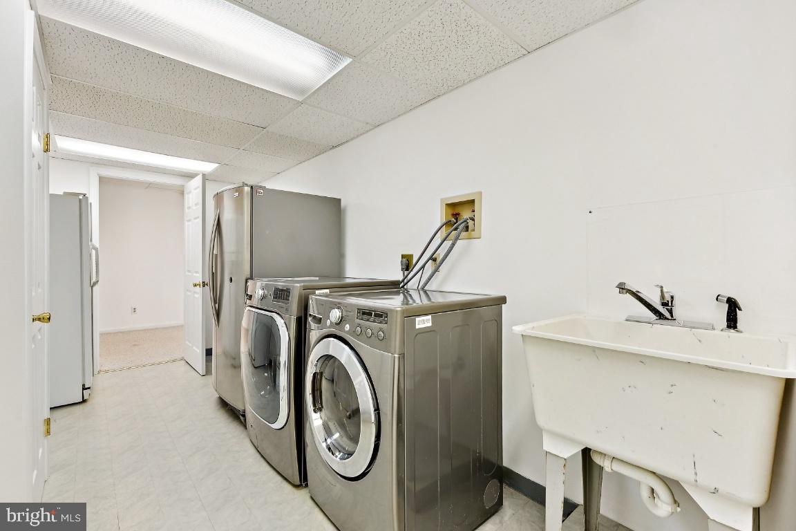 BERRYLAND FARM - Residential