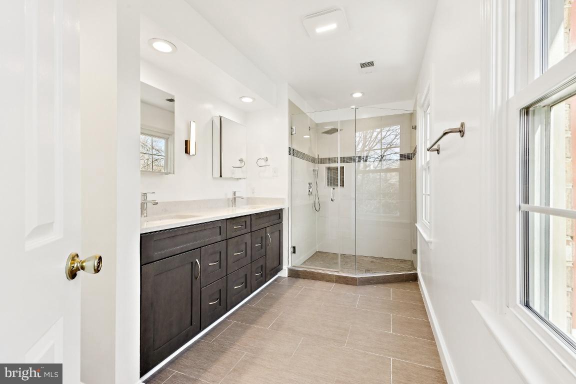 BERRYLAND FARM - Residential