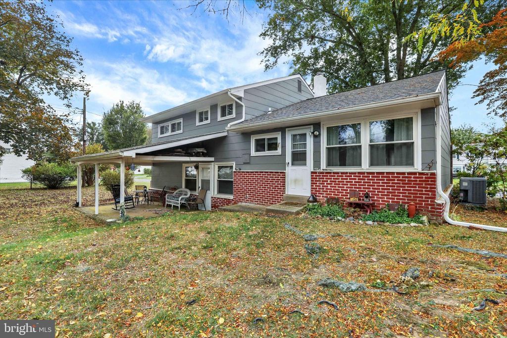 Photo of 404 Alden Avenue, MORRISVILLE, PA 19067 (MLS # PABU2107800)
