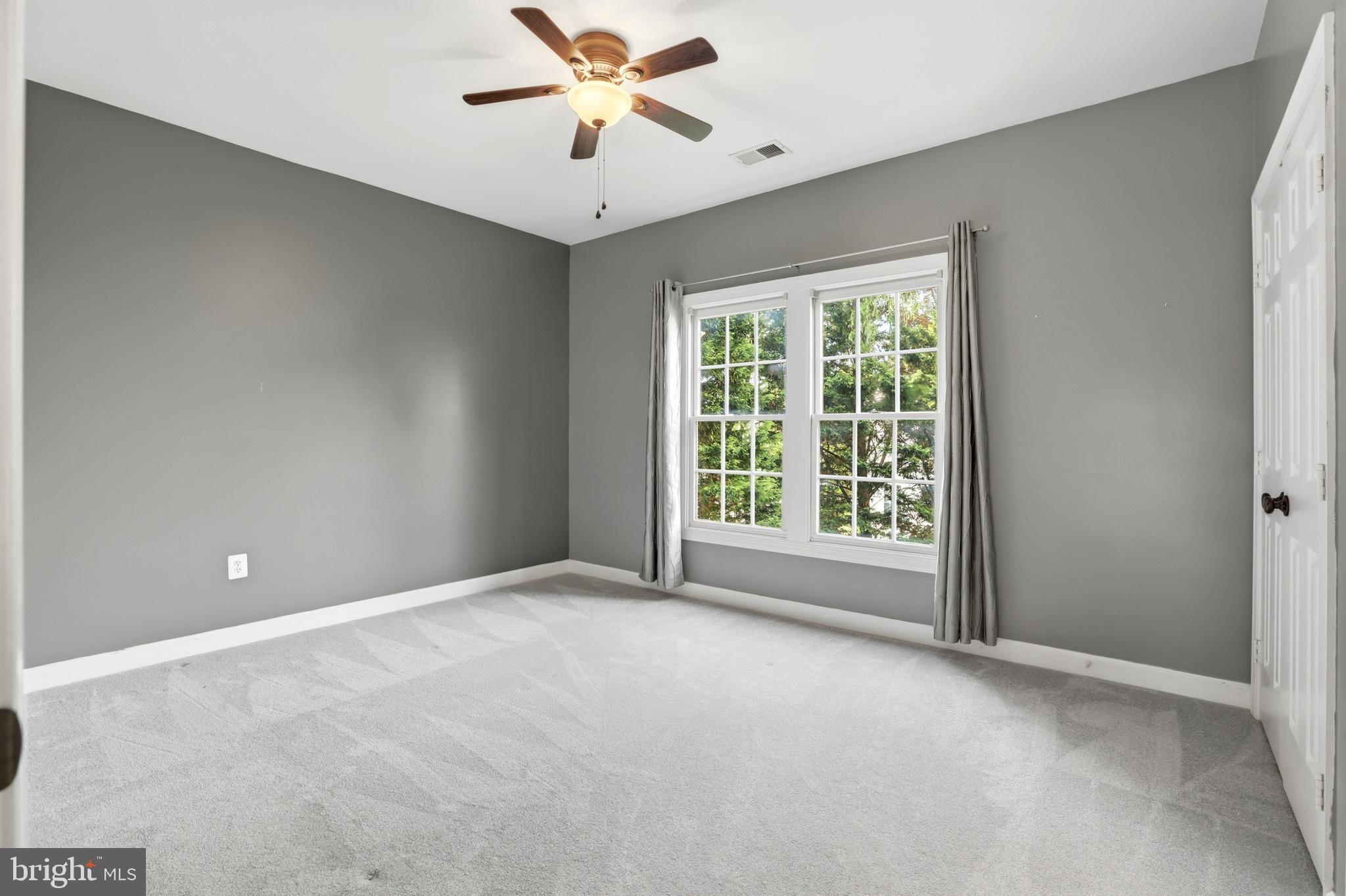 KINGSVIEW VILLAGE - Residential