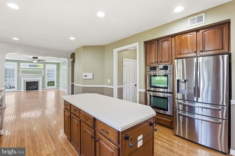Tiny photo for 13903 Bromfield Road, GERMANTOWN, MD 20874 (MLS # MDMC2232642)