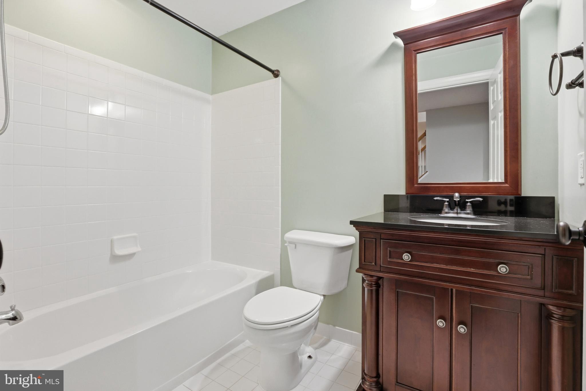 KINGSVIEW VILLAGE - Residential