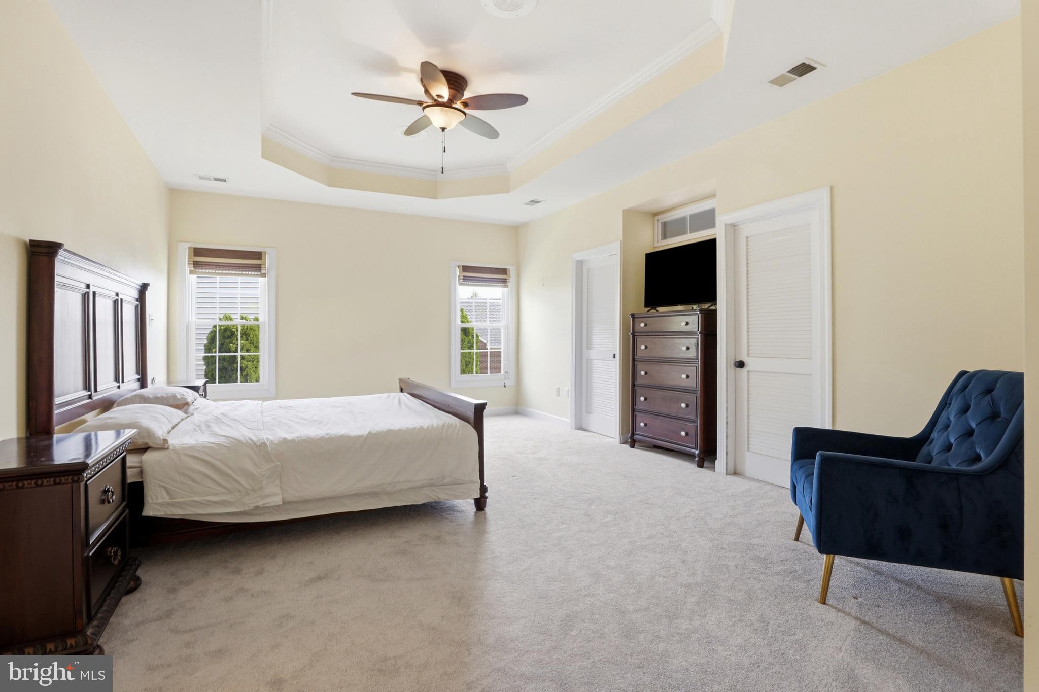 KINGSVIEW VILLAGE - Residential
