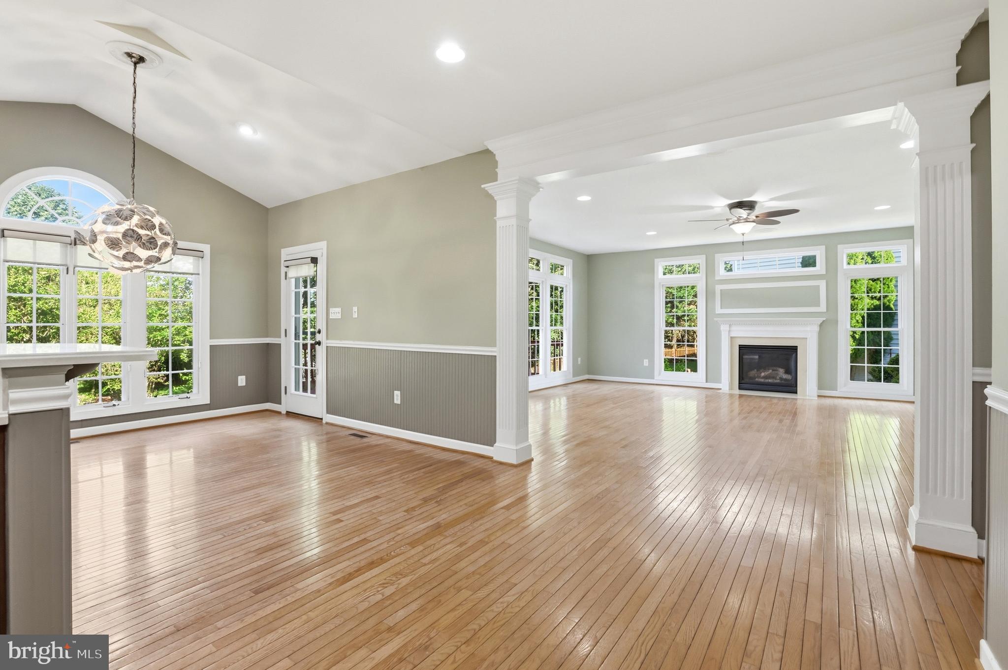 KINGSVIEW VILLAGE - Residential