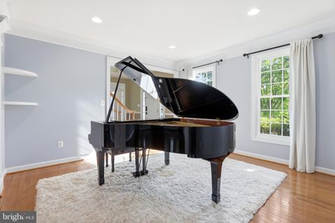Tiny photo for 13903 Bromfield Road, GERMANTOWN, MD 20874 (MLS # MDMC2232642)