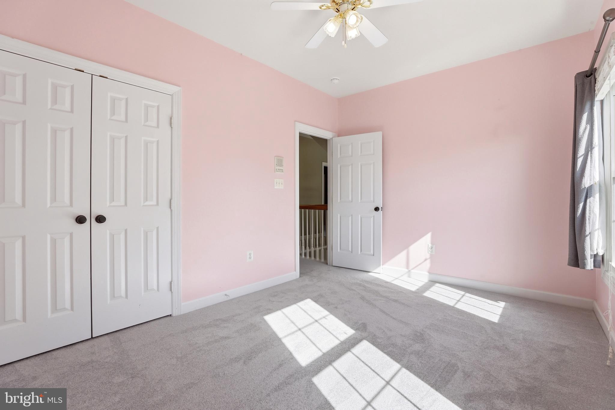 KINGSVIEW VILLAGE - Residential