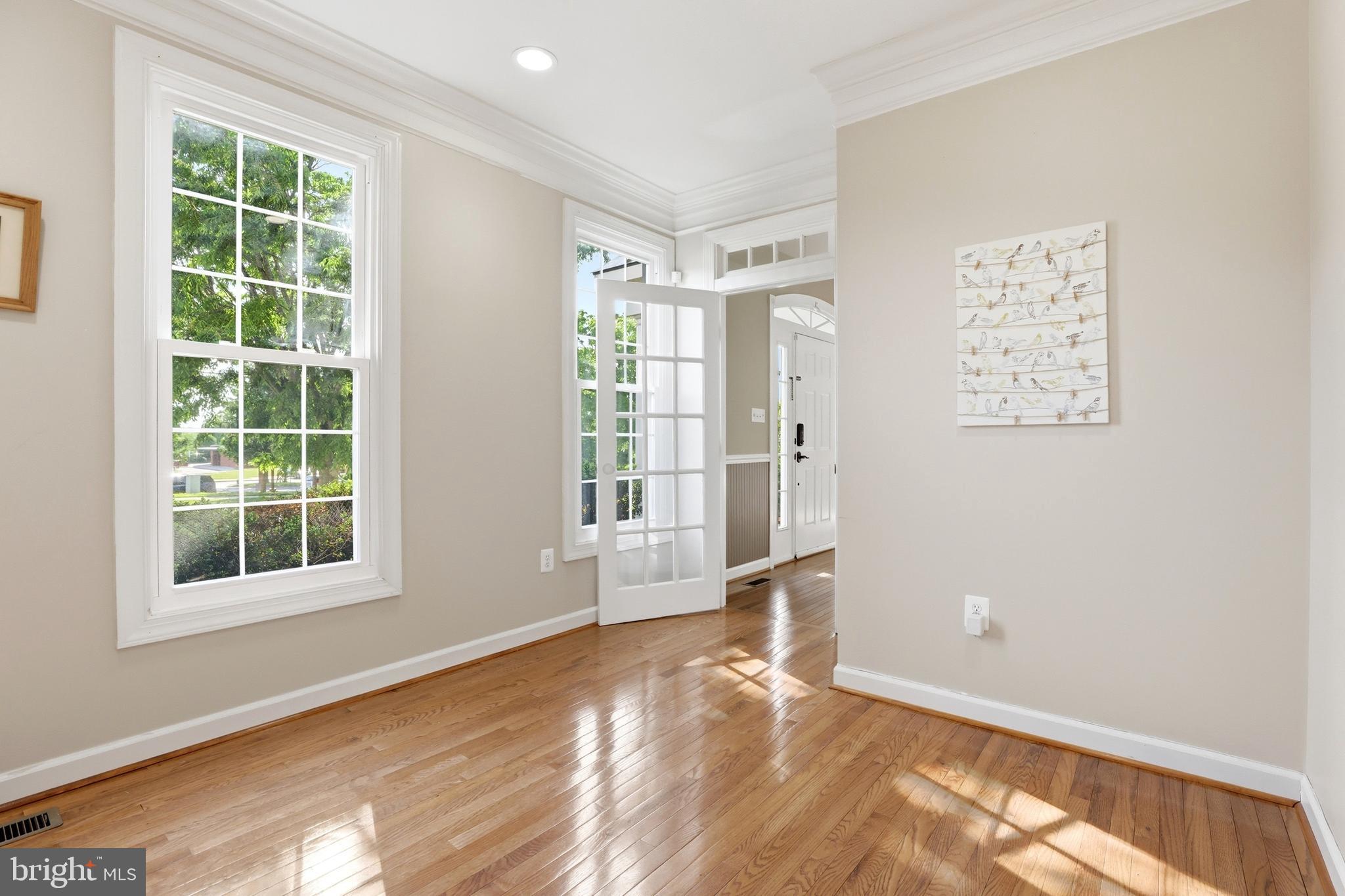 KINGSVIEW VILLAGE - Residential