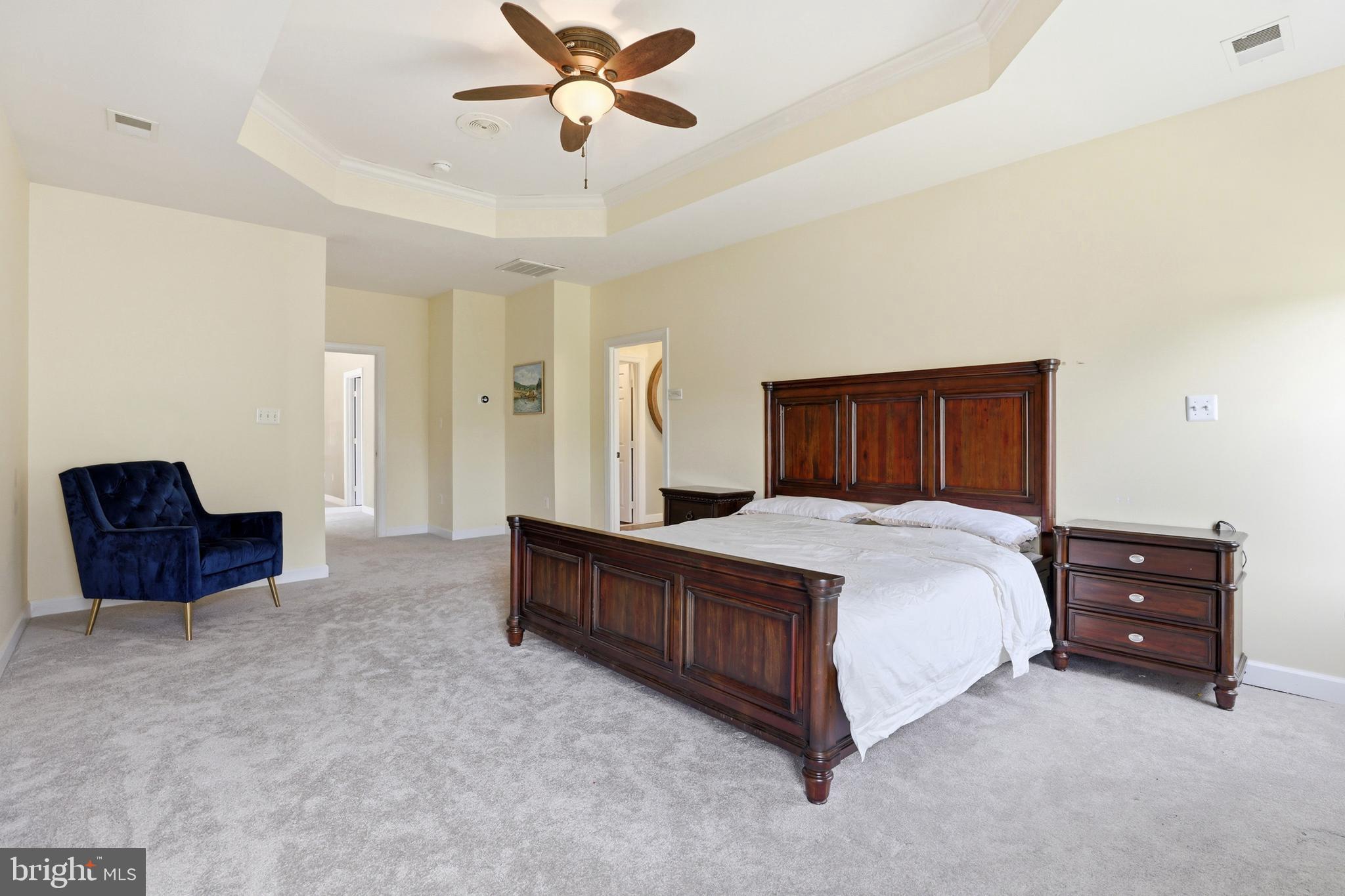 KINGSVIEW VILLAGE - Residential