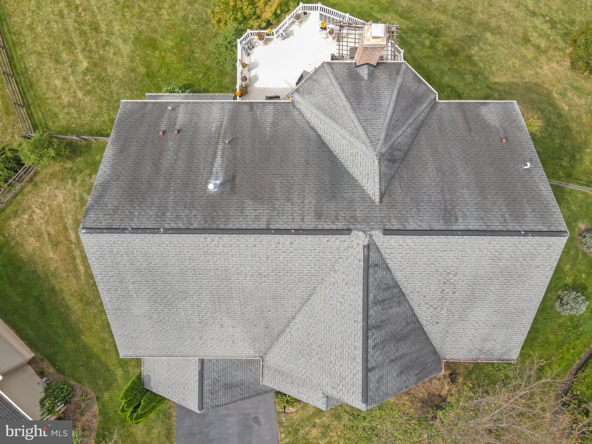 WINDSOR KNOLLS - Residential