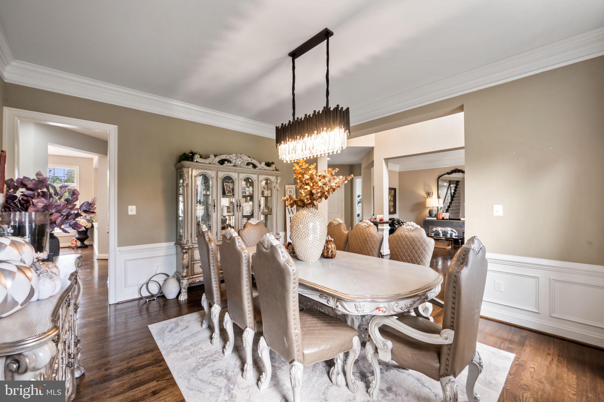 WINDSOR KNOLLS - Residential