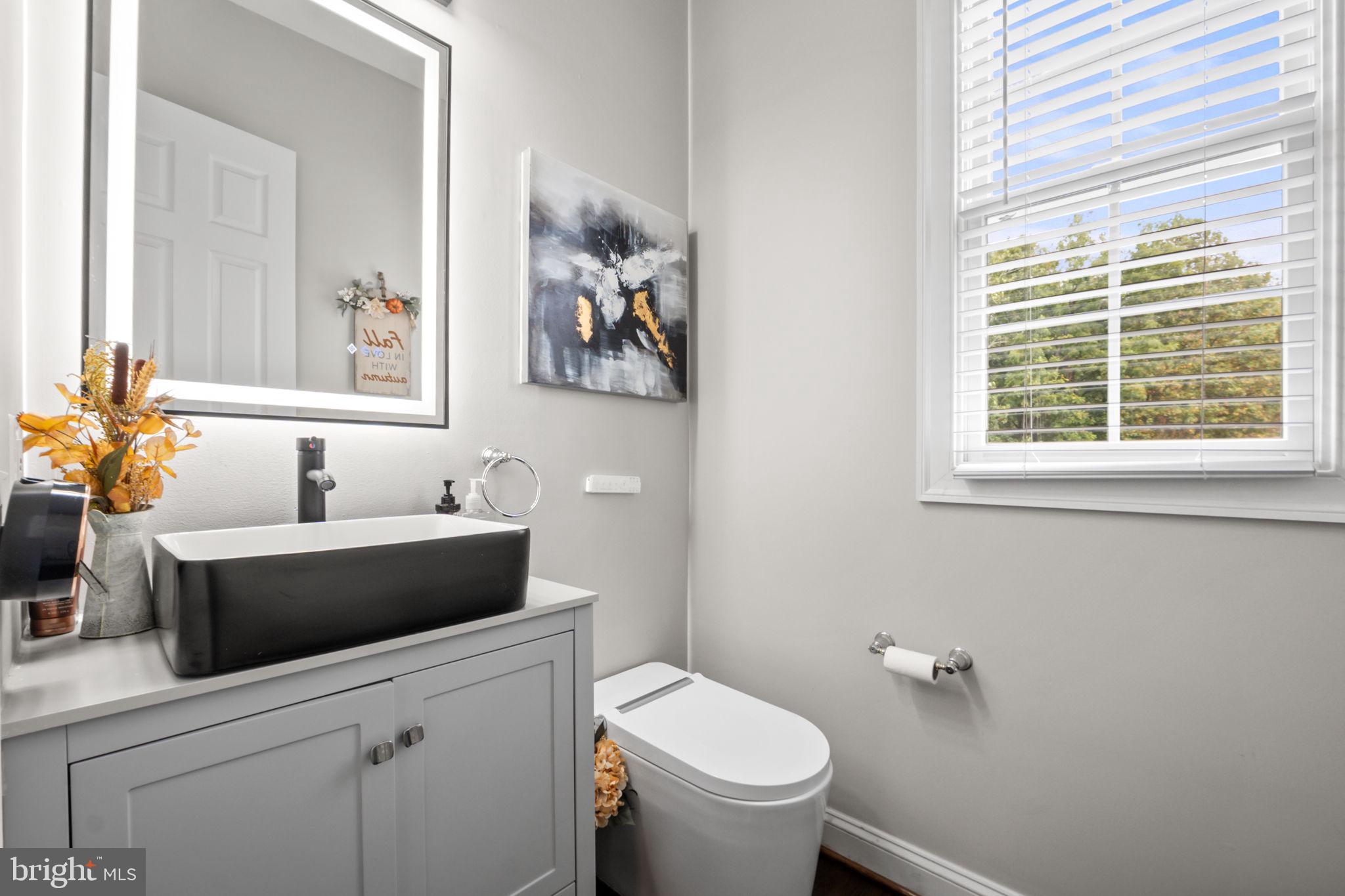 WINDSOR KNOLLS - Residential