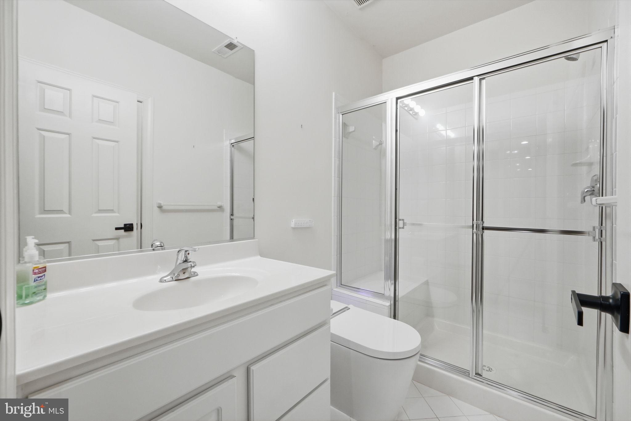 WINDSOR KNOLLS - Residential