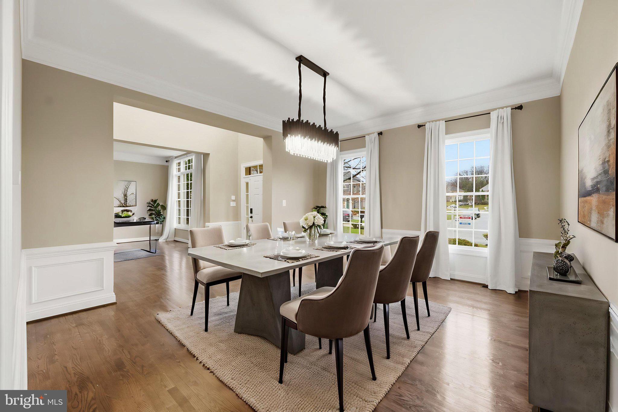 WINDSOR KNOLLS - Residential