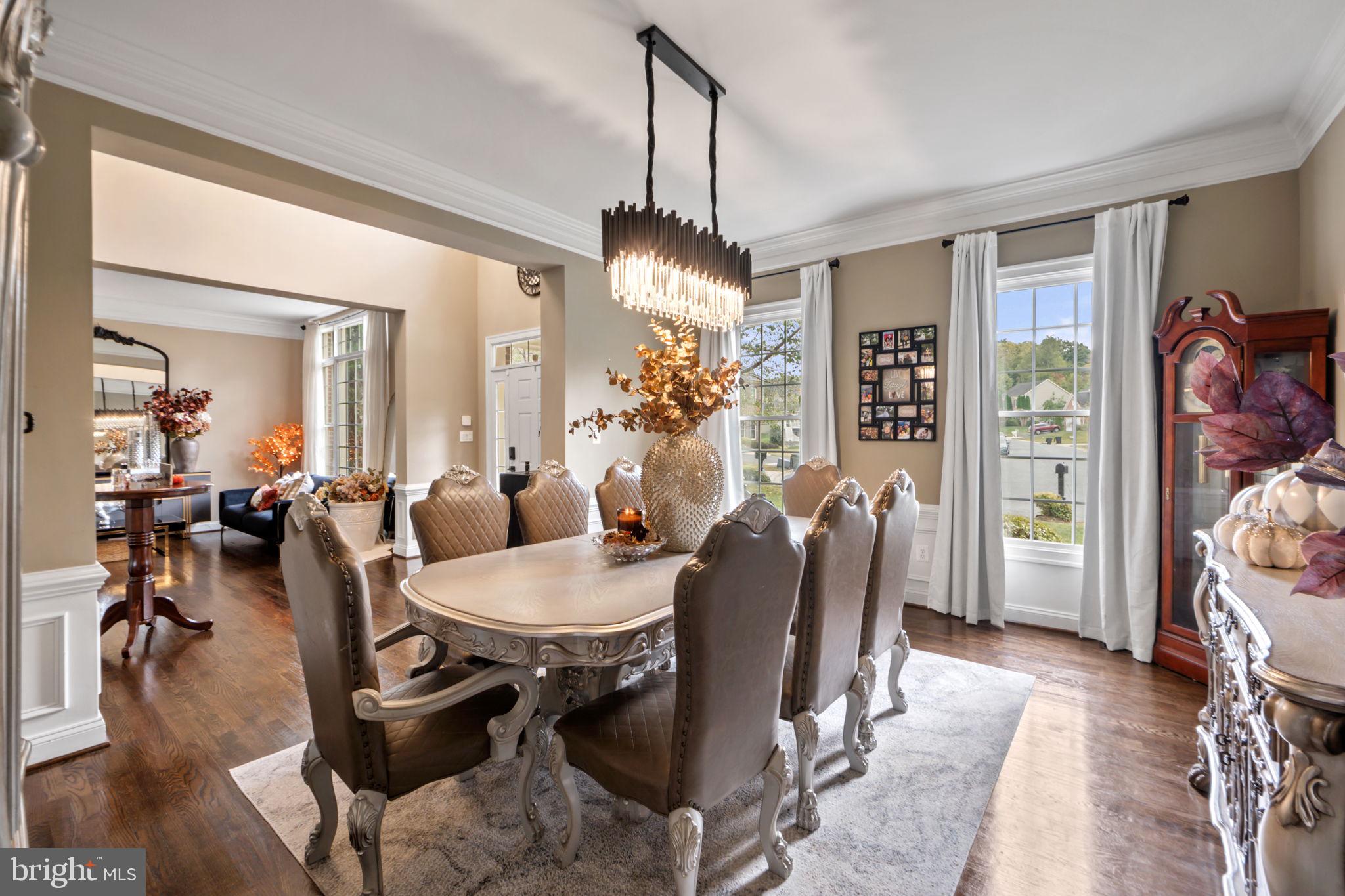 WINDSOR KNOLLS - Residential