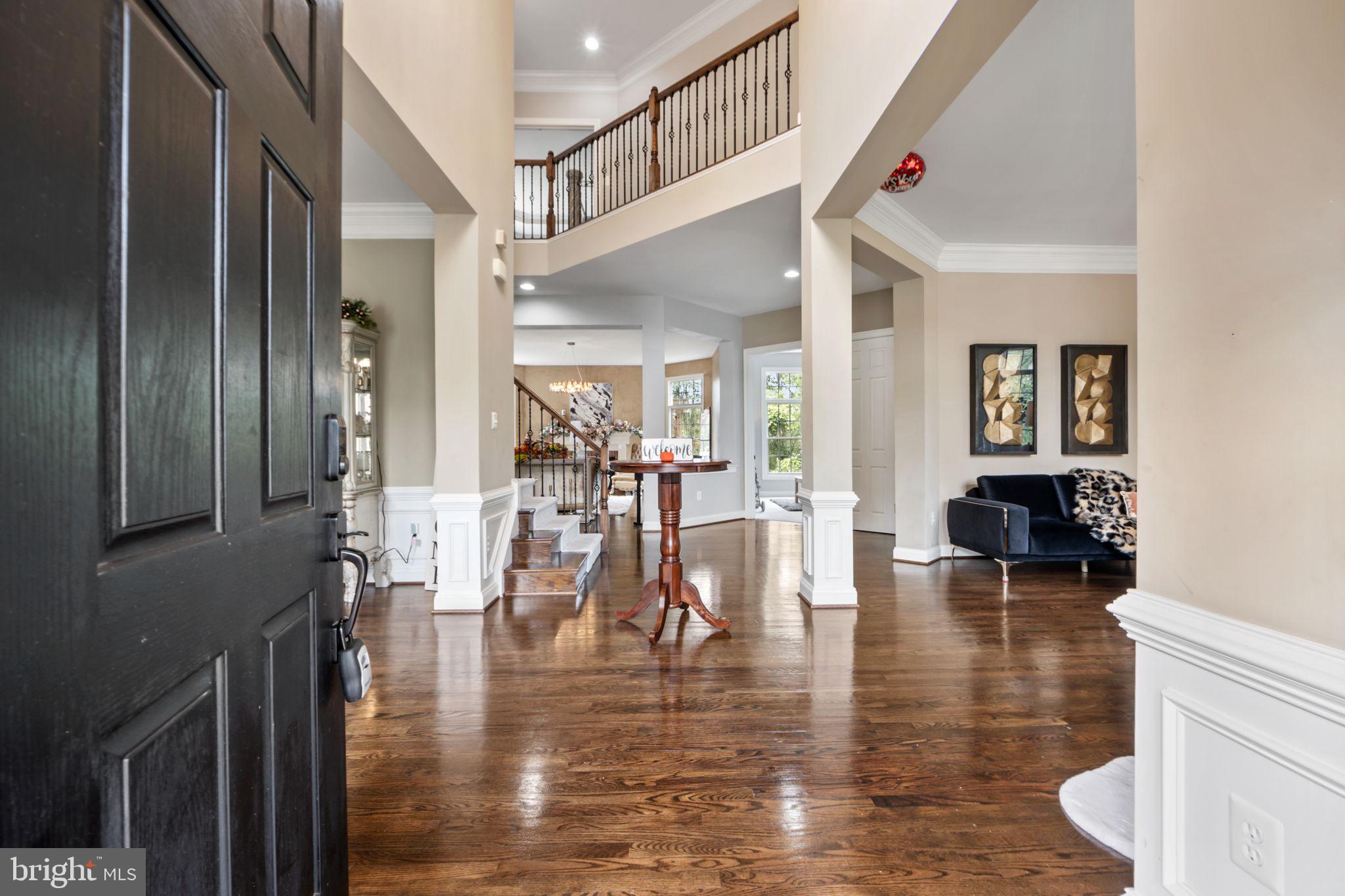 WINDSOR KNOLLS - Residential