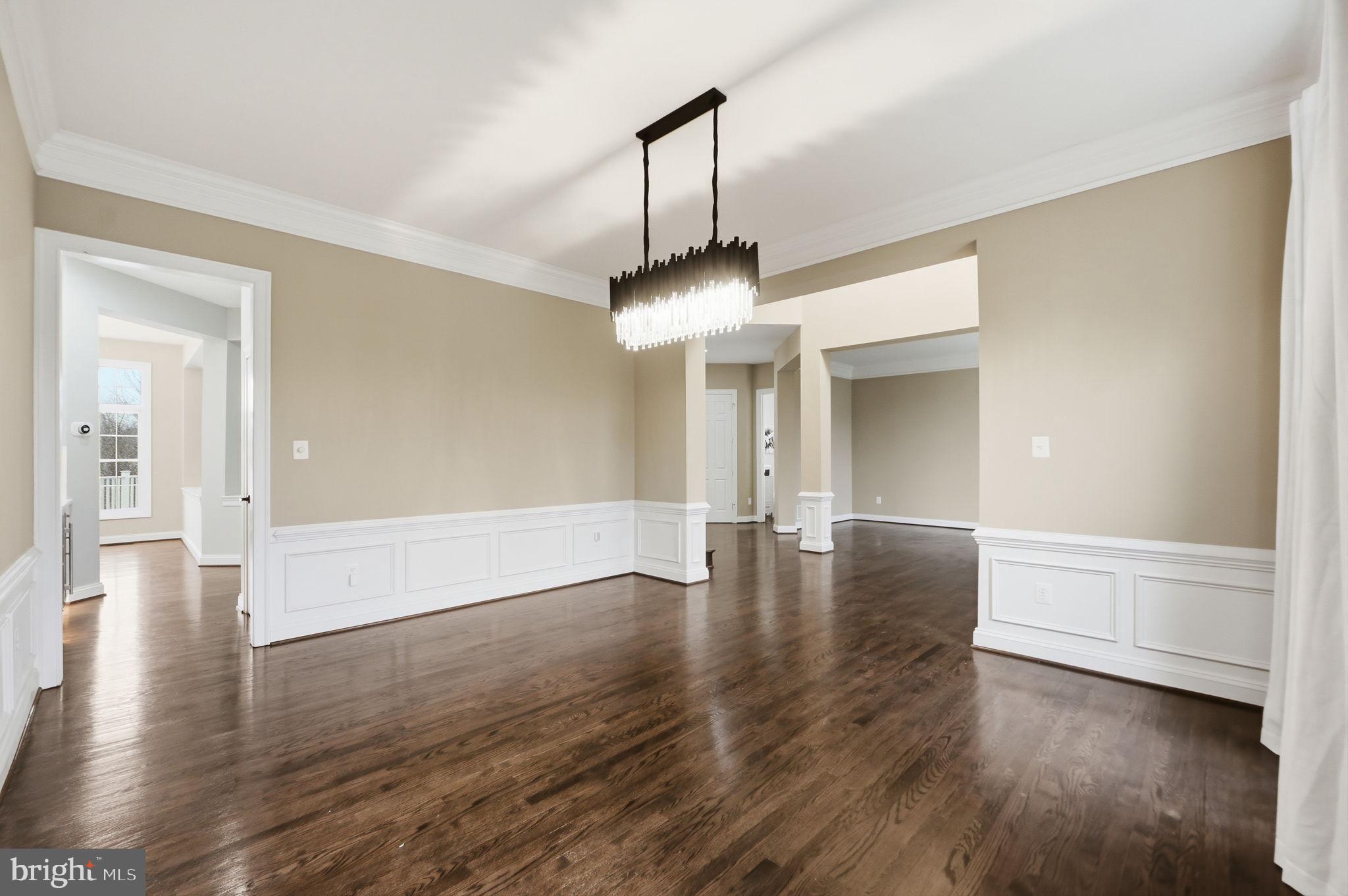 WINDSOR KNOLLS - Residential