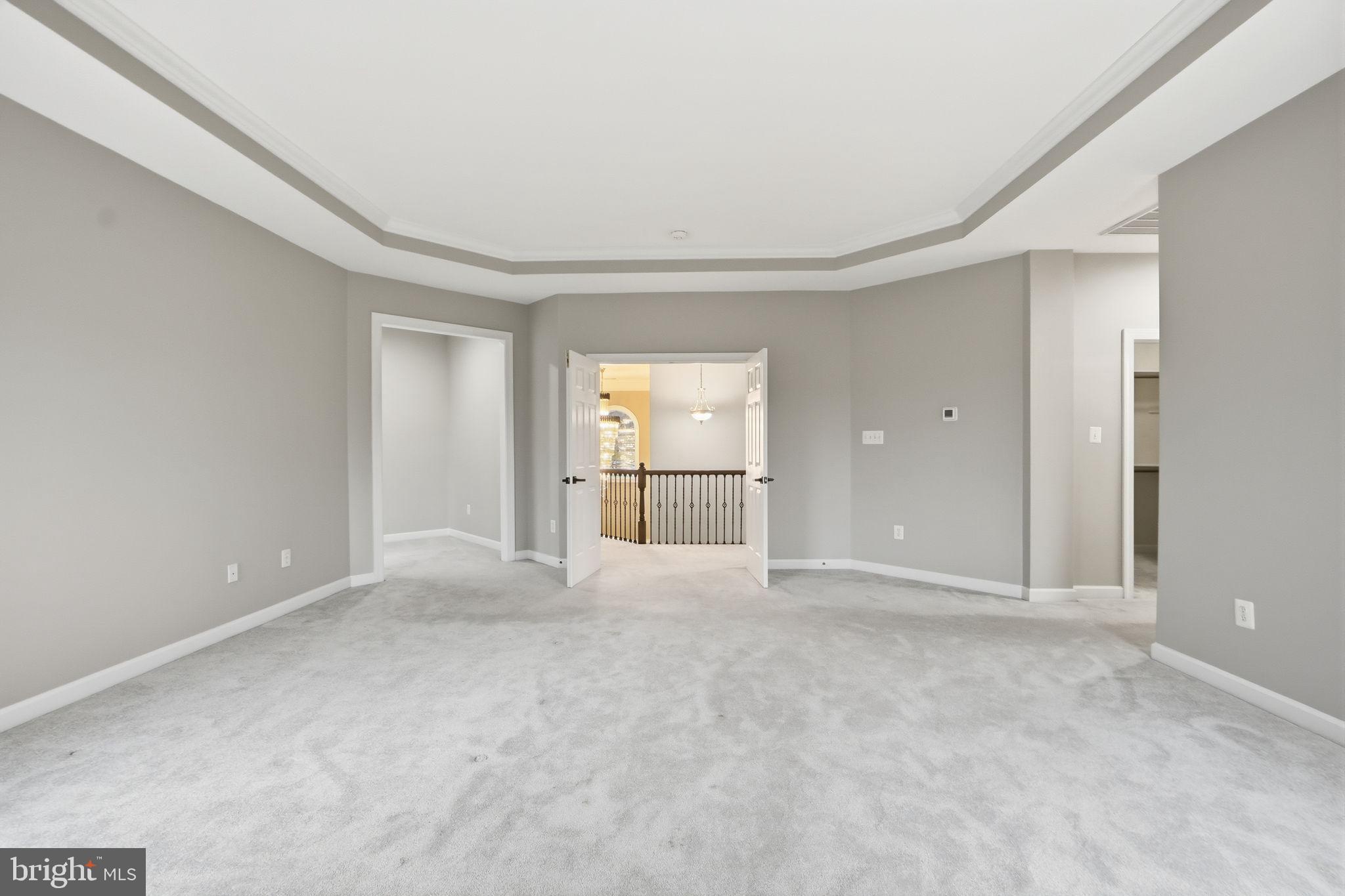 WINDSOR KNOLLS - Residential