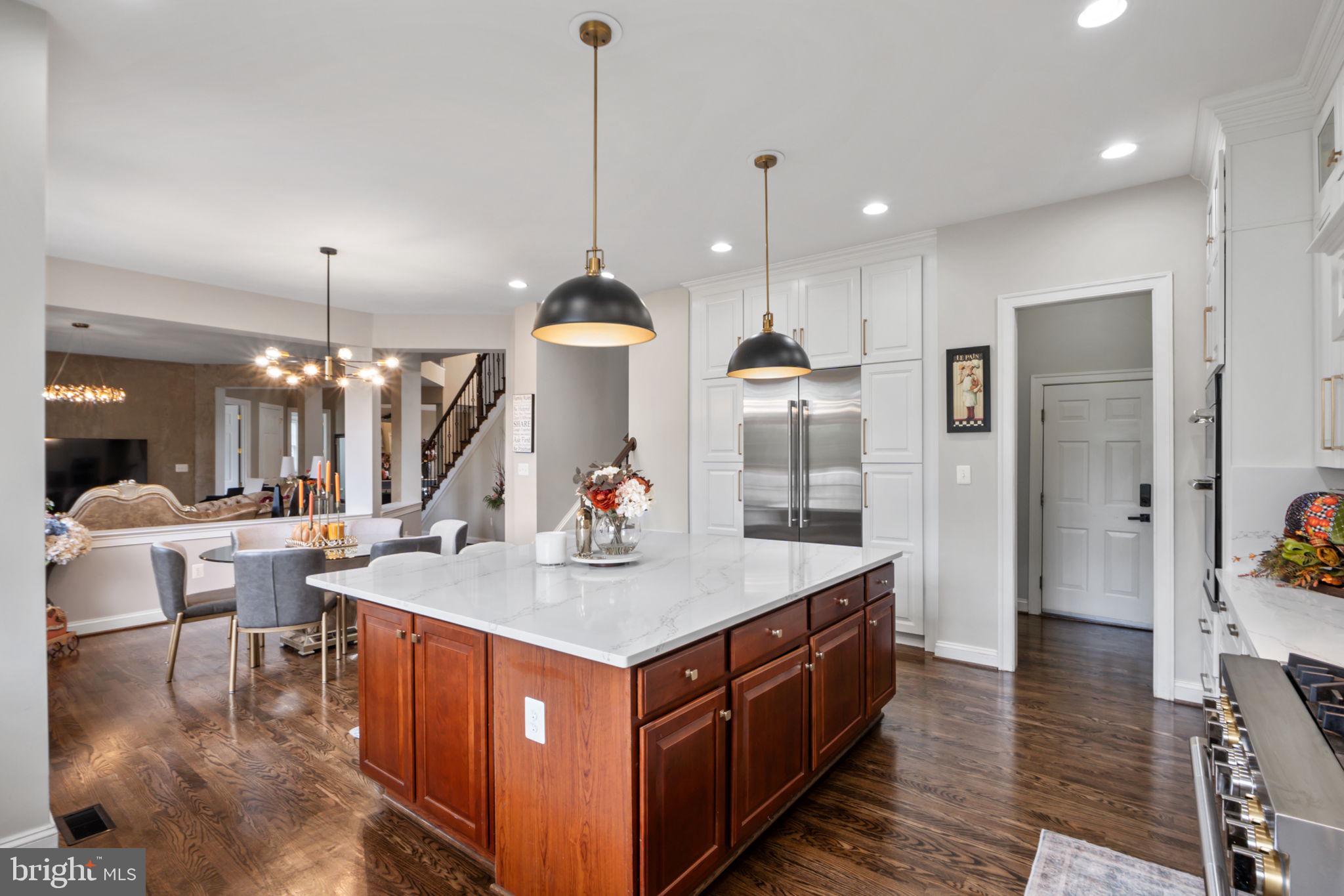 WINDSOR KNOLLS - Residential