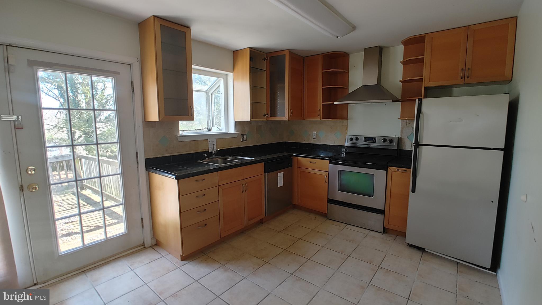 MARLBORO MEADOWS - Residential