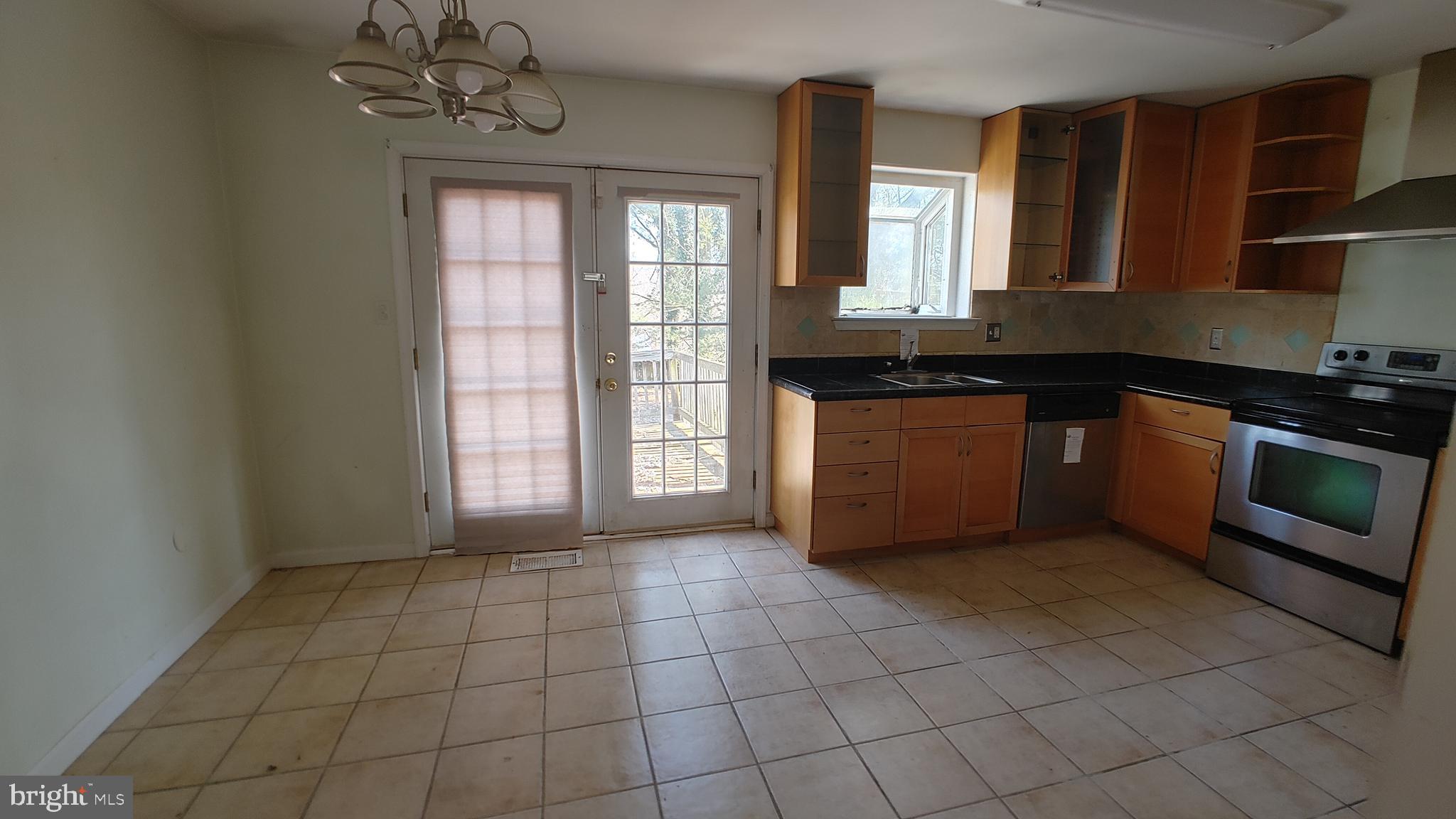 MARLBORO MEADOWS - Residential