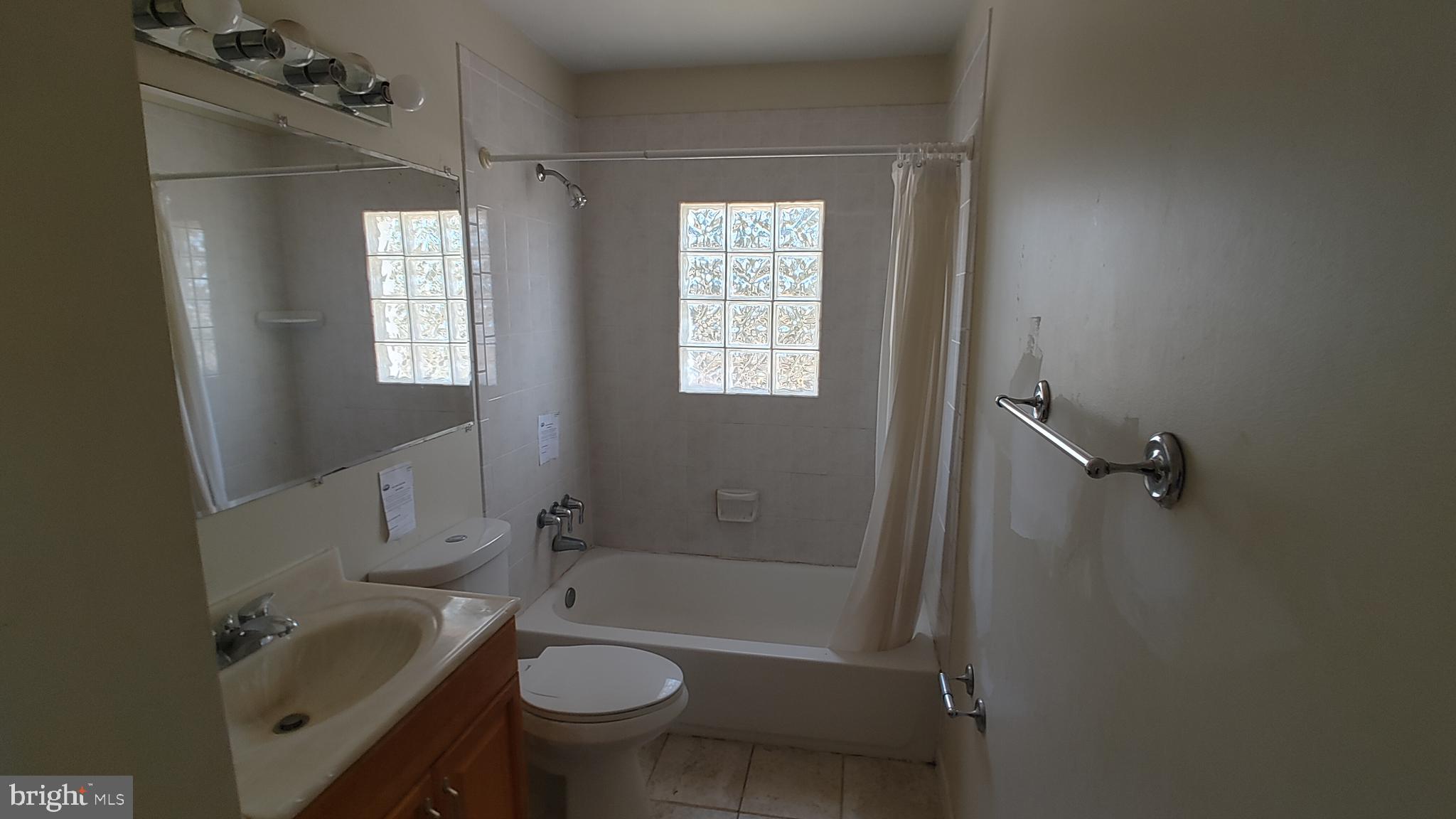 MARLBORO MEADOWS - Residential