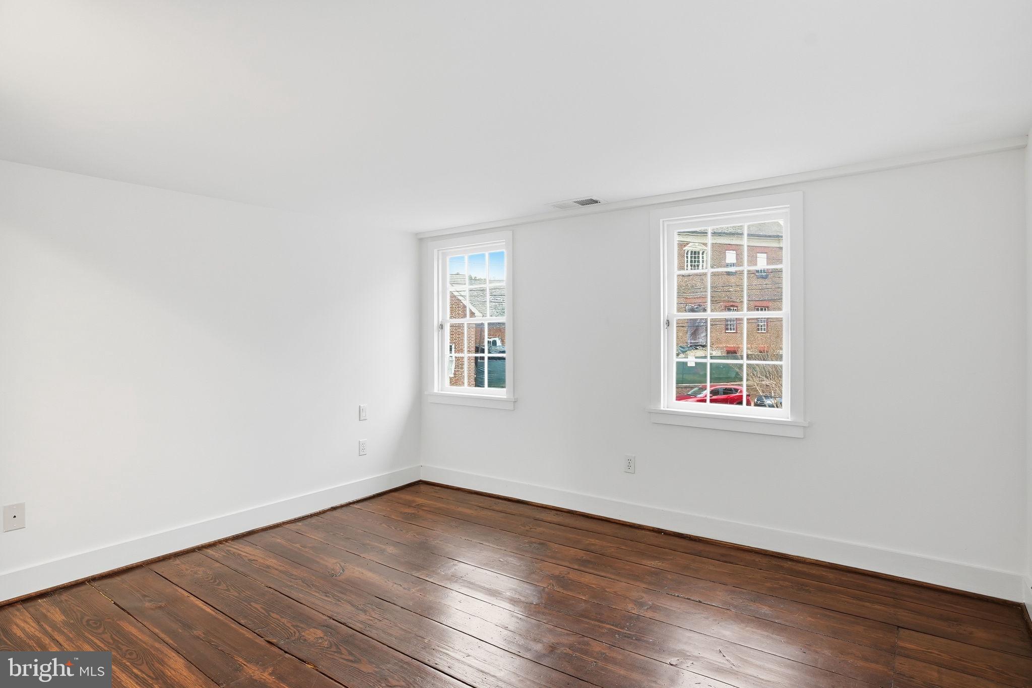 HISTORIC DISTRICT - Residential