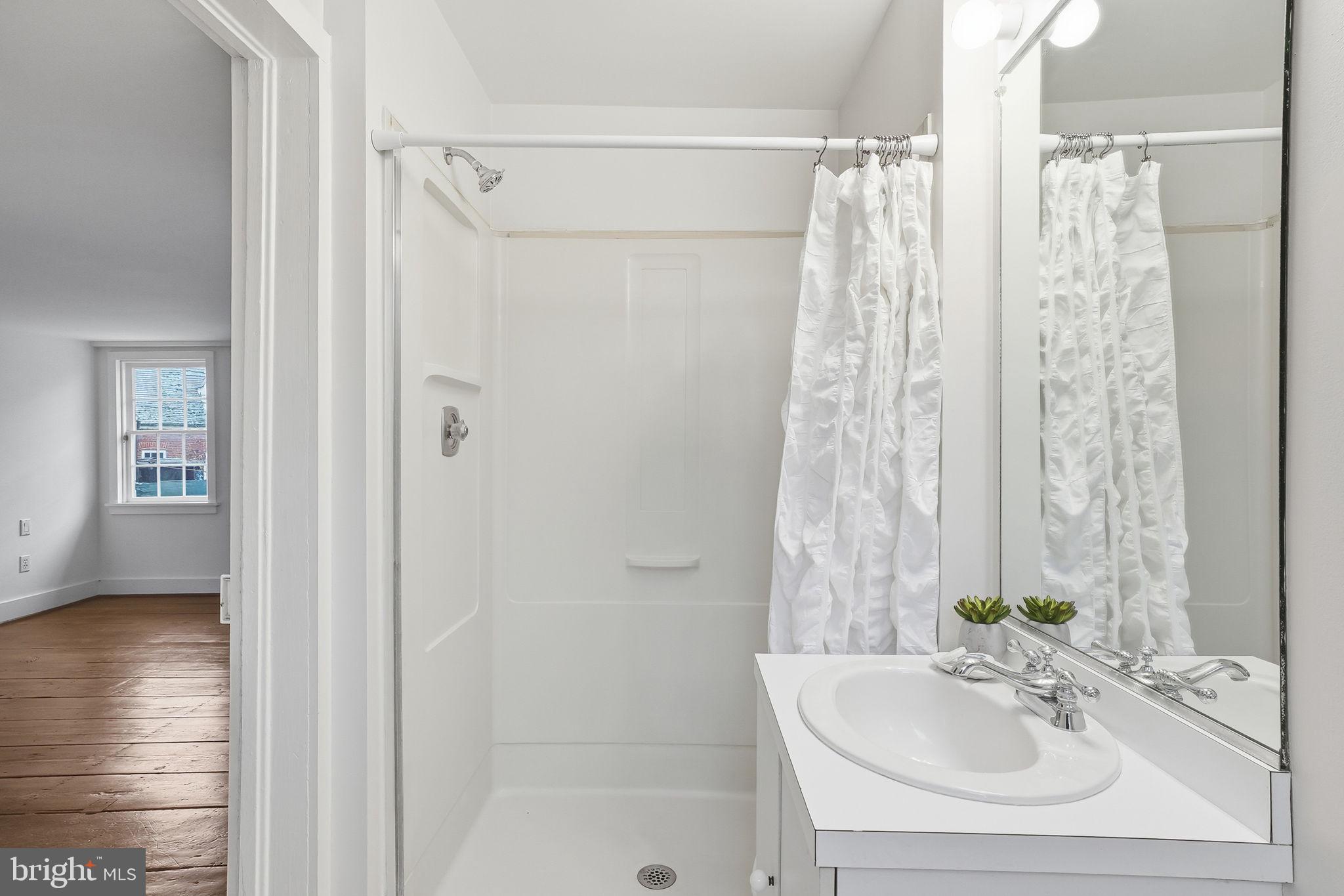 HISTORIC DISTRICT - Residential